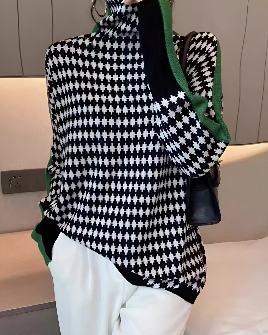 Elena™ | Pull à col montant et motif en diamant