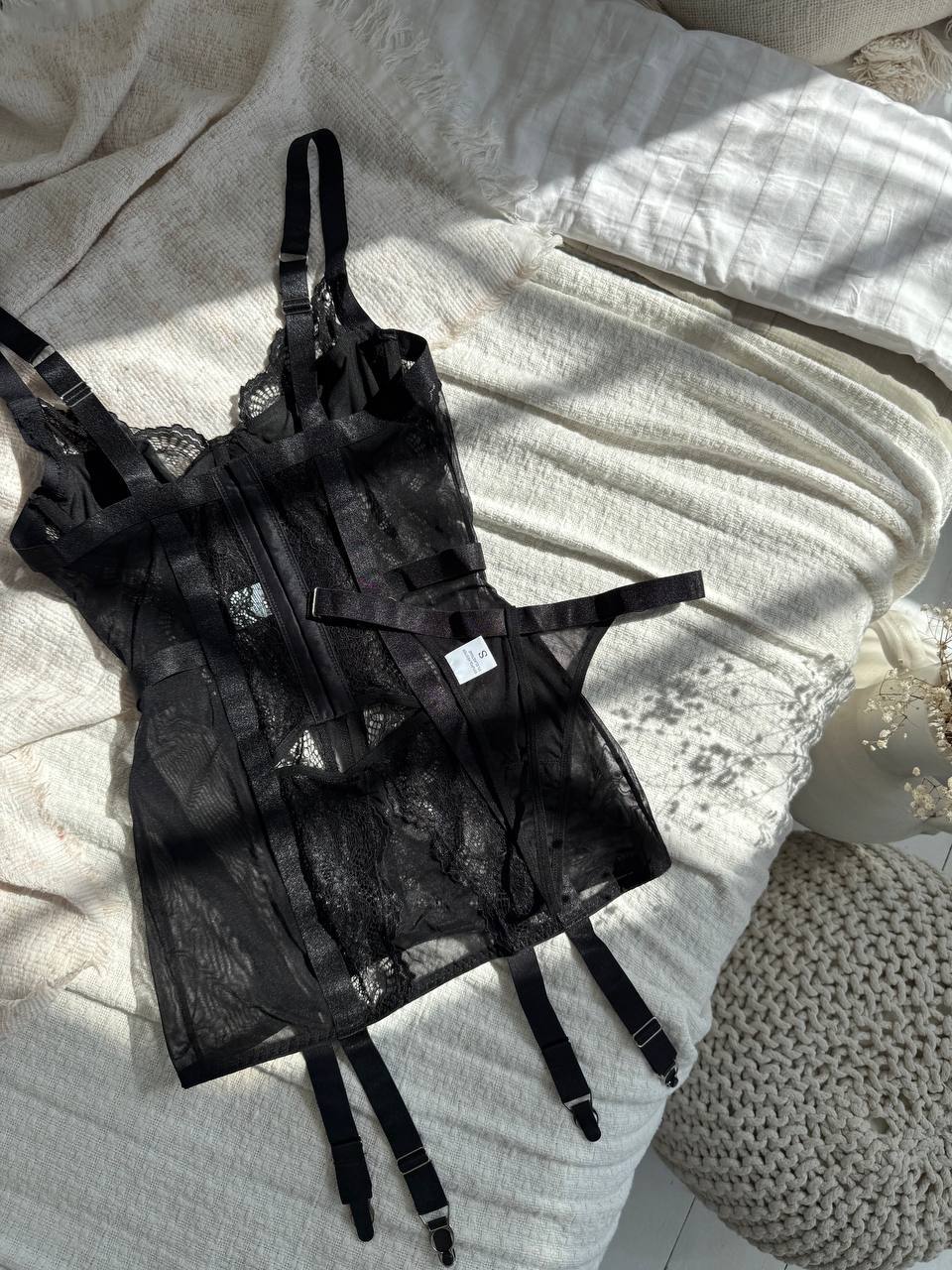 Liora™ | Chemise de Nuit Satinée Noire Mirage