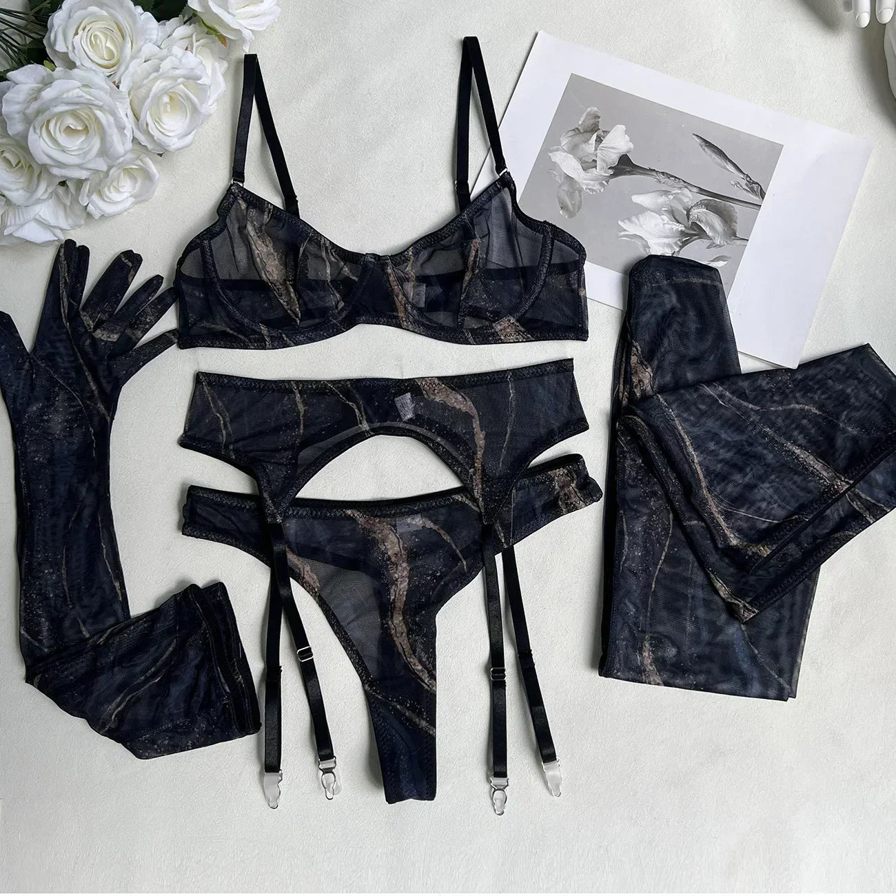 Livia™ | Ensemble de lingerie tie-dye complet en 5 pièces
