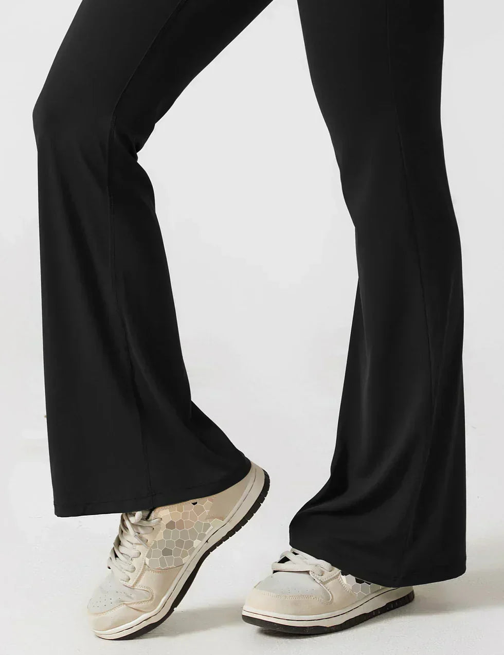 Vireya™ | Combinaison tendance et flatteuse à dos en V