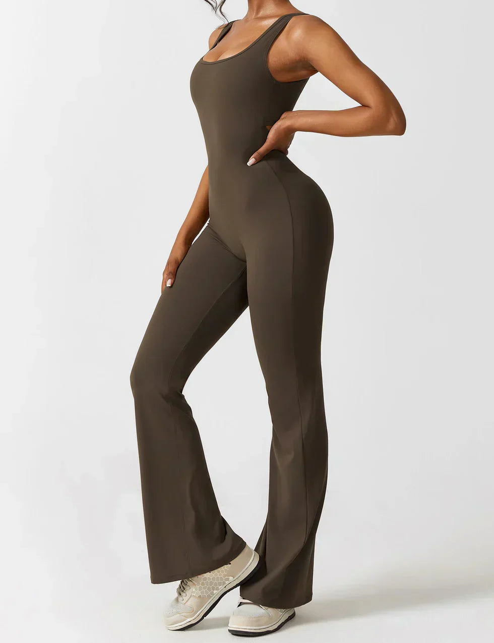 Virelia™ | Combinaison tendance et flatteuse à dos en V