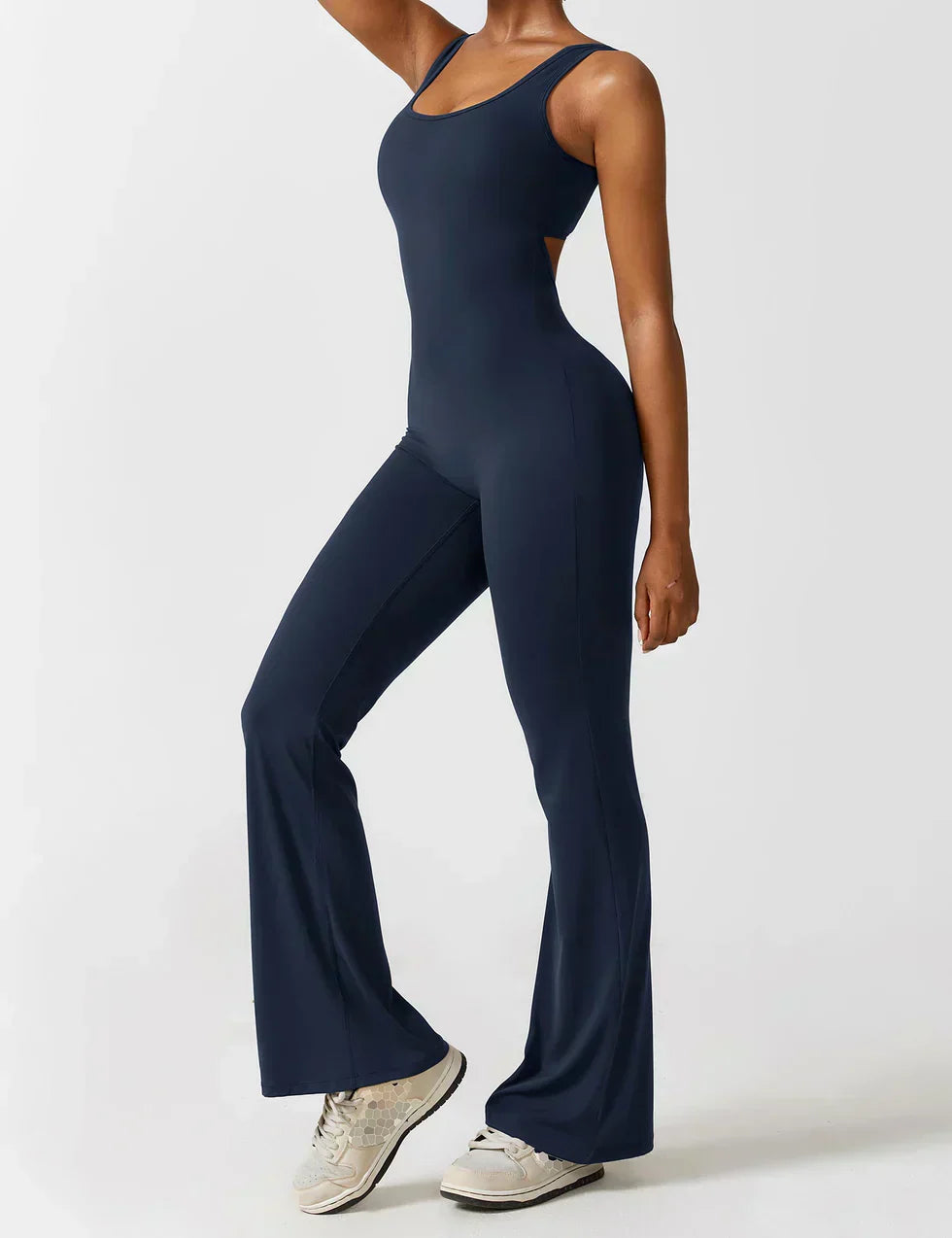 Virelia™ | Combinaison tendance et flatteuse à dos en V