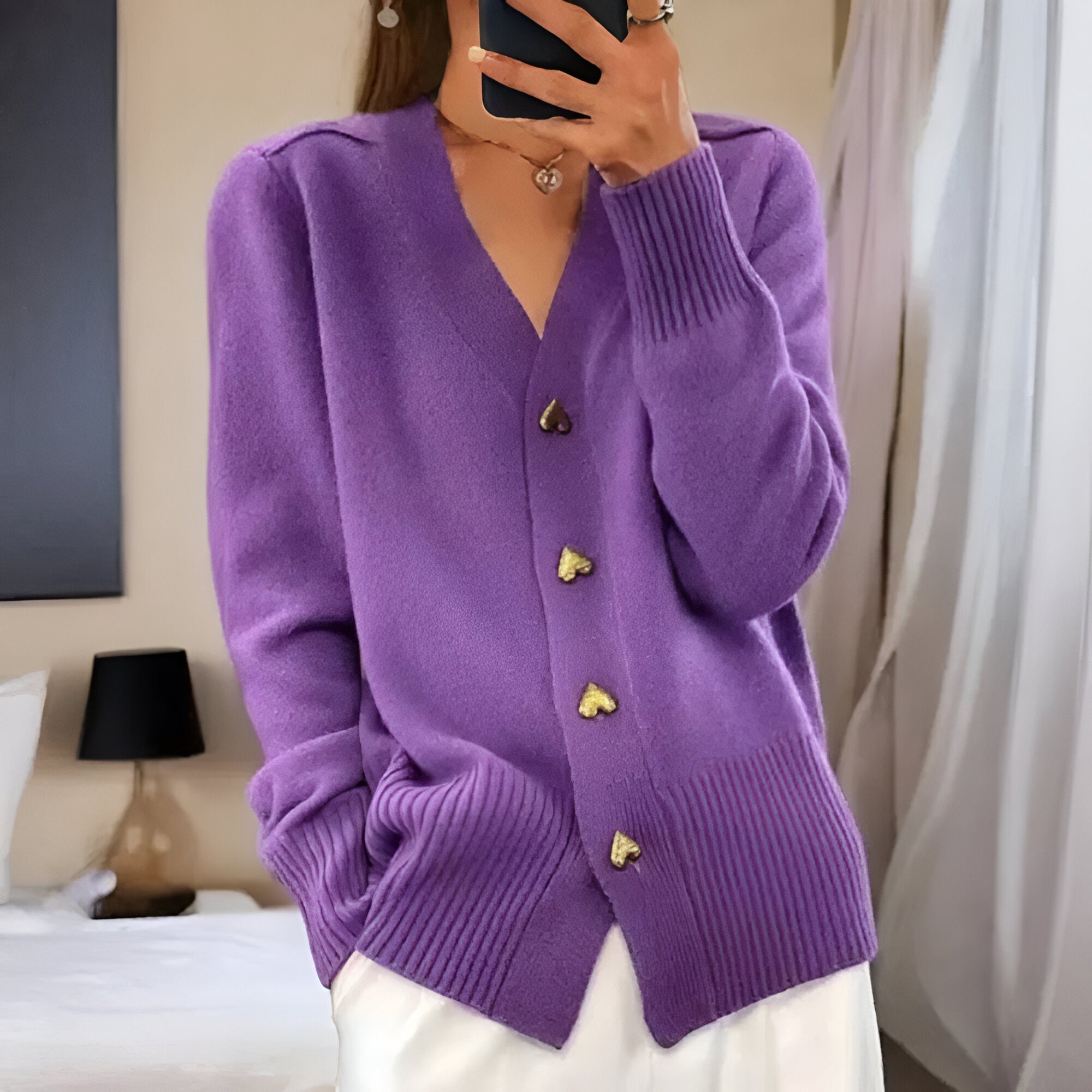 Alessia™ | Cardigan élégant avec des boutons en forme de cœur
