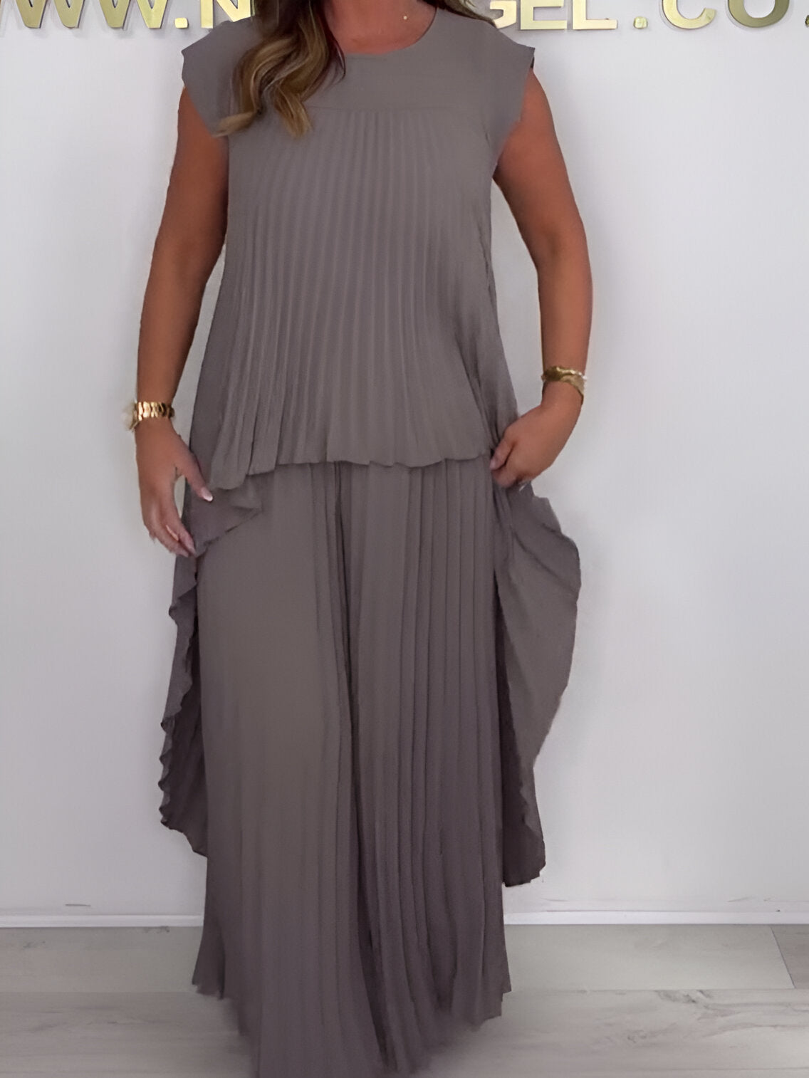 Coralinne™ | Ensemble Midi Plissé