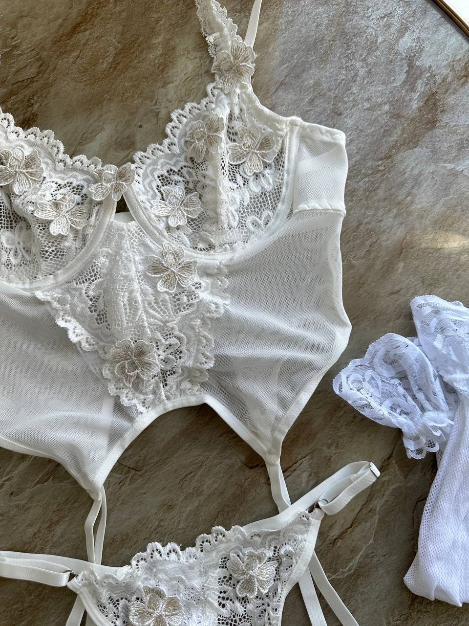 Mariée Amara™ | Ensemble de lingerie de mariée élégant
