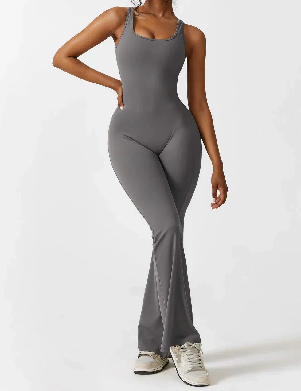 Virelia™ | Combinaison tendance et flatteuse à dos en V
